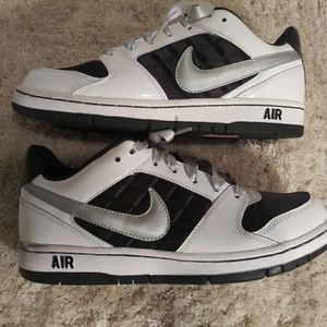 Nike Air Force 1 White and black size 8